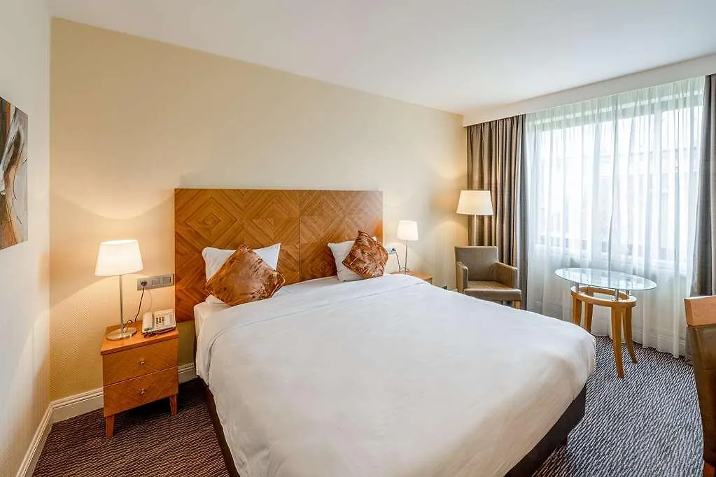 ****  Gresham Belson Hotel Brussels Woluwe-Saint-Lambert Bélgica