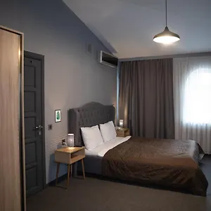 https://maestro-hotel.aboutbakuhotels.com
