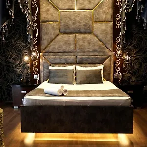 https://egoist-hotel.aboutbakuhotels.com