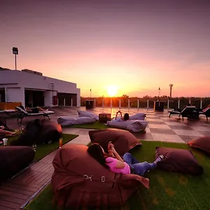 https://the-sintesa-jimbaran.ubudhotelsnow.com