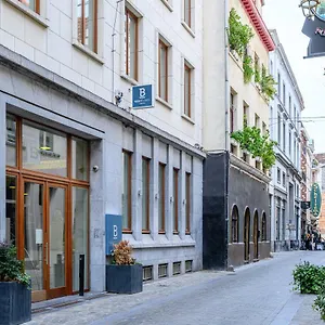 Апарт-отель B-aparthotel Grand Place